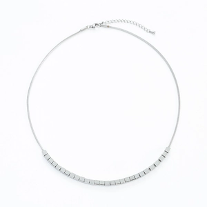 Collana minimalista a catena serpente d'argento con cubetti e chiusura regolabile