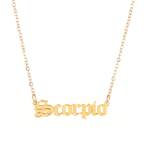Goudkleurige roestvrijstalen ketting met Scorpio-hanger in sierlijke letters voor dames