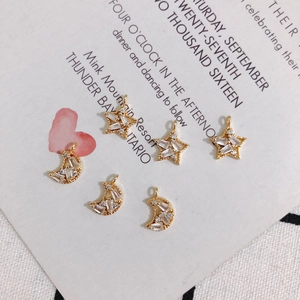 Minimalistische Legierung Strass Stern Mond Anhänger Für DIY Schmuckherstellung Vergoldetes Zubehör Für Halskette Armband