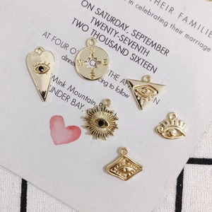 Lot de breloques œil grec dorées avec strass noirs pour création de bijoux DIY