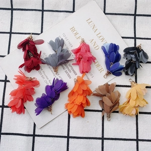 Pendentifs à pampilles de fleurs en tissu multicouches pour la création de bijoux DIY