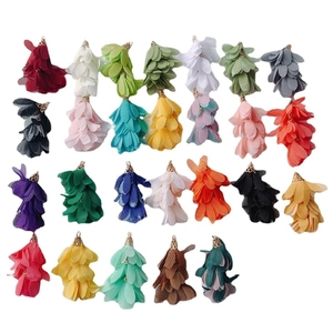Glands de pétales en mousseline colorés avec capuchons dorés pour boucles d'oreilles DIY