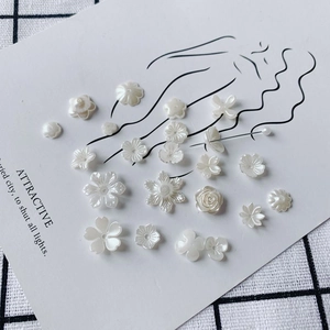 DIY Acrylic Flower Beads Pearlescent White Rose Cherry Blossom Daisy Shapes For Jewelry Making Handmade Craft Accessories