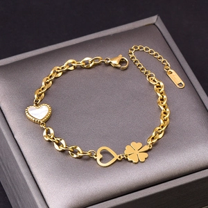 Edelstahl Perlmutt Herz Kleeblatt Anhänger Fußkettchen Für Damen 18K Vergoldet Hohlherz Verstellbarer Fußschmuck
