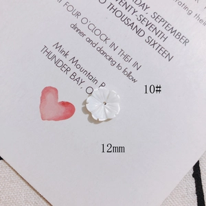 Macro de fleur en nacre blanche de 12mm pour la création de bijoux et boucles
