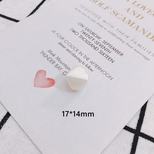 Detail of 17x14mm white irregular pearl bead with iridescent crinkle finish for DIY jewelry