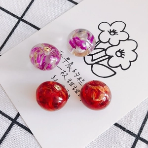 Pendenti fatti a mano in resina con fiori secchi e ganci dorati per gioielli fai da te