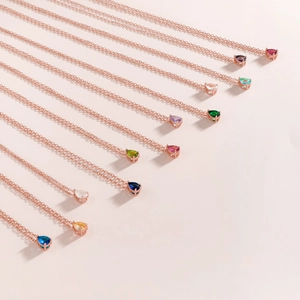 Eleganti collane portafortuna in acciaio inossidabile oro rosa con 12 ciondoli a goccia