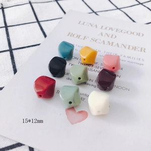 Bunte 15x12mm unregelmäßige geometrische Acrylperlen für DIY Schmuckherstellung Zubehör