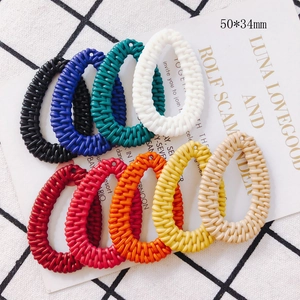 Colgantes de gota en ratán trenzado para pendientes DIY, nueve colores, 50x34mm