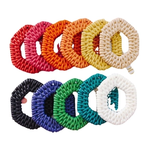 Ciondoli rotondi per orecchini in acrilico intrecciato con texture in rattan multicolore