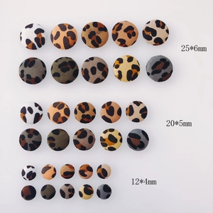 Bottoni in tessuto leopardato per orecchini fai-da-te in 12mm 20mm e 25mm