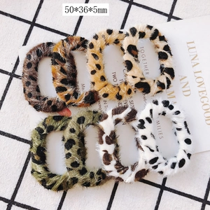 Composants de boucles d'oreilles en peluche léopard DIY en six couleurs pour bijoux d'hiver