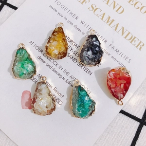 Irregular teardrop resin pendants with gold trim for DIY jewelry making in six colors
