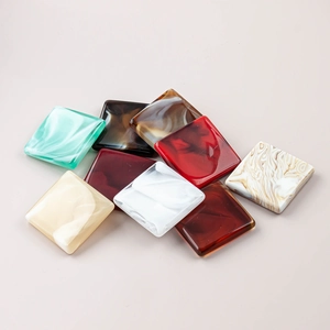 Square resin marble beads with tortoiseshell patterns in nine colors for DIY jewelry