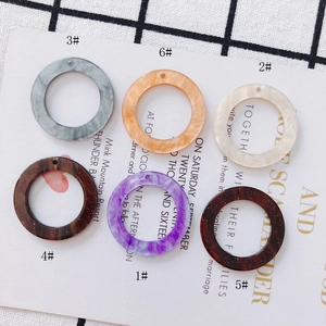 Colgantes redondos planos de resina de acetato marmoleado para creación de joyería DIY