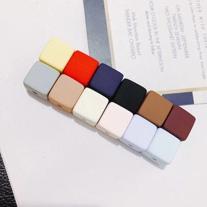 Cuentas cuadradas de silicona mate de colores para joyería DIY y accesorios hechos a mano