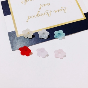 Colorful frosted resin flower petal beads with central hole for DIY jewelry making