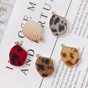 Leopard-Print geometrische Legierung Anhänger für DIY Ohrringe Schmuckherstellung Set