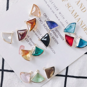 Pendentifs en cristal triangulaires colorés avec bordure en métal pour bijoux DIY