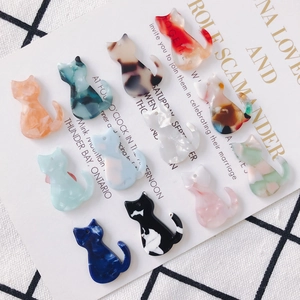 Pendentifs chat en acétate coloré pour la fabrication de bijoux DIY avec motifs marbrés