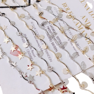 Gepolijste goud en zilver sieradenkettingen met ster-, ronde en bladhangers voor DIY-werk
