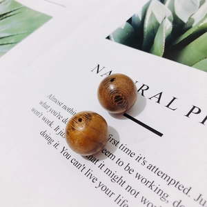 Natürliche runde braune Holzperlen mit Maserung für DIY-Schmuck und Handwerk