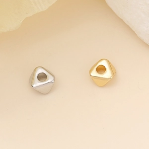 Perles d'espacement pyramidales irrégulières en métal doré et argenté poli brillant