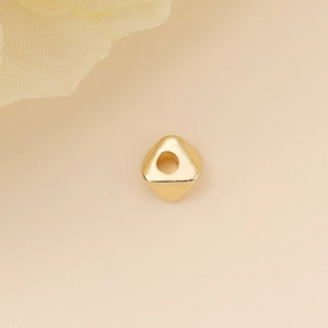 Perle intercalaire triangulaire en métal doré pour la création de colliers et bracelets DIY