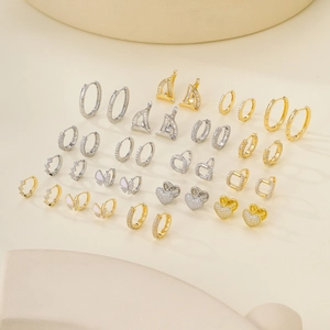 Legierung Zirkonia Huggie Hoop Ohrring Zubehör Für Schmuckherstellung Schmetterling Herz Geometrisch Luxus DIY Damen Mode Haken