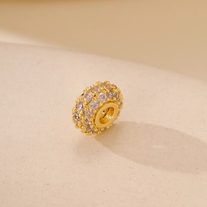 Goldene runde Zwischenperle mit Zirkonia-Pavé für DIY-Armbänder und Schmuckherstellung