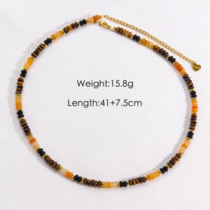 Collar de cuentas de ojo de tigre con colgante de corazón de acero inoxidable