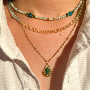 Boho Halsketten-Set mit afrikanischen Jadeperlen und Kristall-Tropfenanhänger in Gold