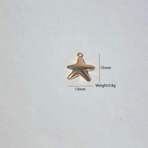 Detailed size specifications for gold starfish pendant with 15mm height and 13mm width