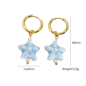 Detailed dimensions of star pendant earrings with measurements and weight specifications