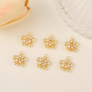 Six pendentifs fleur dorés avec zircone pour la création de bijoux DIY et artisanat