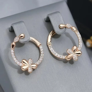 Eleganti Orecchini a Cerchio con Fiori in Rame e Zirconia Placcati in Oro Rosa Orecchini a Bottone Floreali Geometrici per Gioielli da Donna