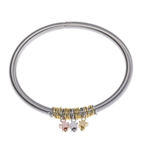 Flexible 4.2mm guitar string spring bracelet featuring three-color star charms