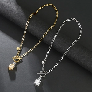Collana a Catena a Graffetta in Acciaio Inossidabile Placcato Oro 18K Impermeabile Chiusura a Scomparsa Pendente Strass