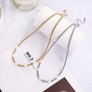 Collana di Perle d'Acqua Dolce in Acciaio Inossidabile Minimalista per Donna Gioielli in Metallo Color Oro Argento