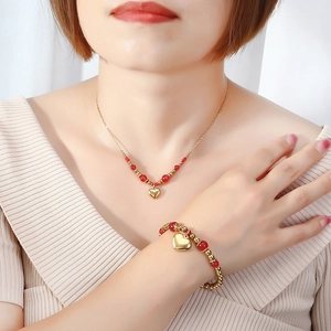 Parure de Bijoux Pendentif Cœur en Acier Inoxydable pour Femme Collier et Bracelet de Perles en Agate Rouge Verte et Perle d'Eau Douce Plaqué Or