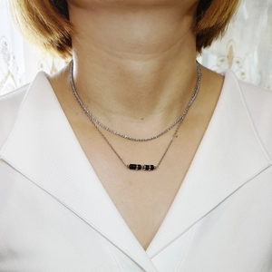 Collana a doppio strato in acciaio inossidabile placcato oro 18K con pietre cilindriche