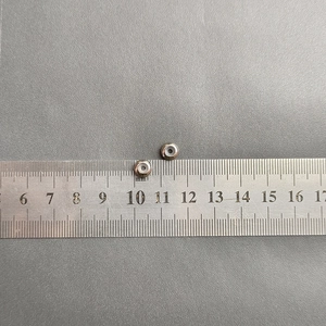 Detailed scale measurement of polished stainless steel beads with 2mm center hole