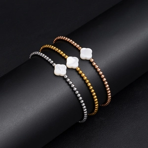 Stainless Steel Clover Beaded Bracelet Mother Of Artificial Pearl Shell Flower Elastic Bead Chain Jewelry For Women Elegant Gift