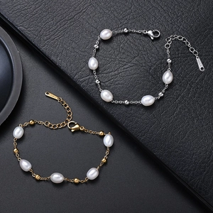 Bracciale in Acciaio Inossidabile con Perle d'Acqua Dolce per Donna Placcato Oro Argento Elegante Barocco Minimalista Gioielli