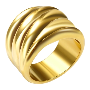 Polierter, 18 Karat vergoldeter, breiter Croissant-Ring aus Edelstahl mit Rippenstruktur