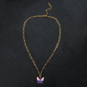Goldene Büroklammerkette mit leuchtend violetten und rosa Emaille-Schmetterlingsanhängern