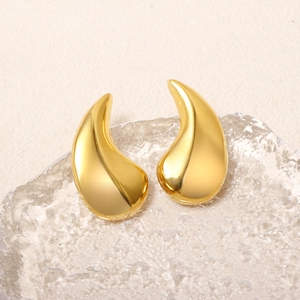 Boucles d'Oreilles Clous Goutte d'Eau en Acier Inoxydable Moderne pour Femmes Hautement Polies Bijoux