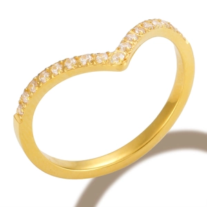 Bague élégante en V dorée avec zircons scintillants au design minimaliste chic