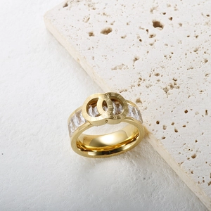 Roman Numeral Interlocking Double Ring Zirconia Inlaid Stainless Steel Gold Silver Ring For Women Luxury Party Jewelry